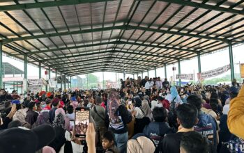 Anis Sebut Nama Ketua DPW, Teriakan Amsakar Walikota Batam Menggema