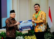 Pj. Bupati Batu Bara Terima penghargaan Kategori daerah Berkinerja Baik dalam penghapusan Kemiskinan Ekstrem Tahun 2024