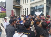 Mahasiswa Desak Pemprov Kepri Untuk Ganti Bank Pemerintah Daerah