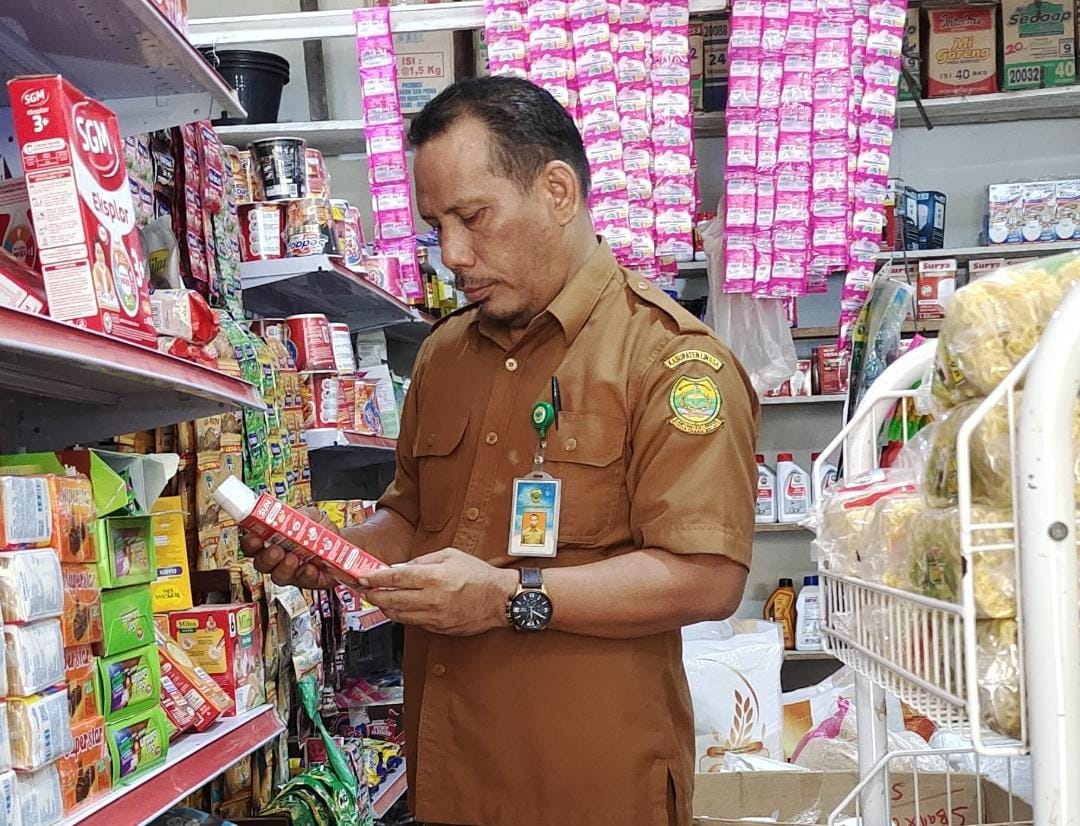 Disperindagkop Lingga Imbau Pedagang Waspada Barang Kedaluwarsa Jelang Iduladha