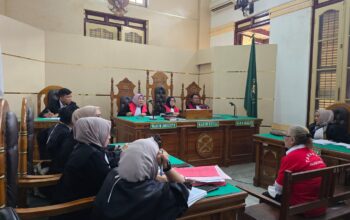 Sidang Dugaan Dosen Bunuh Suami, Terdakwa Ngotot Rusman Situngkir Korban Lakalantas