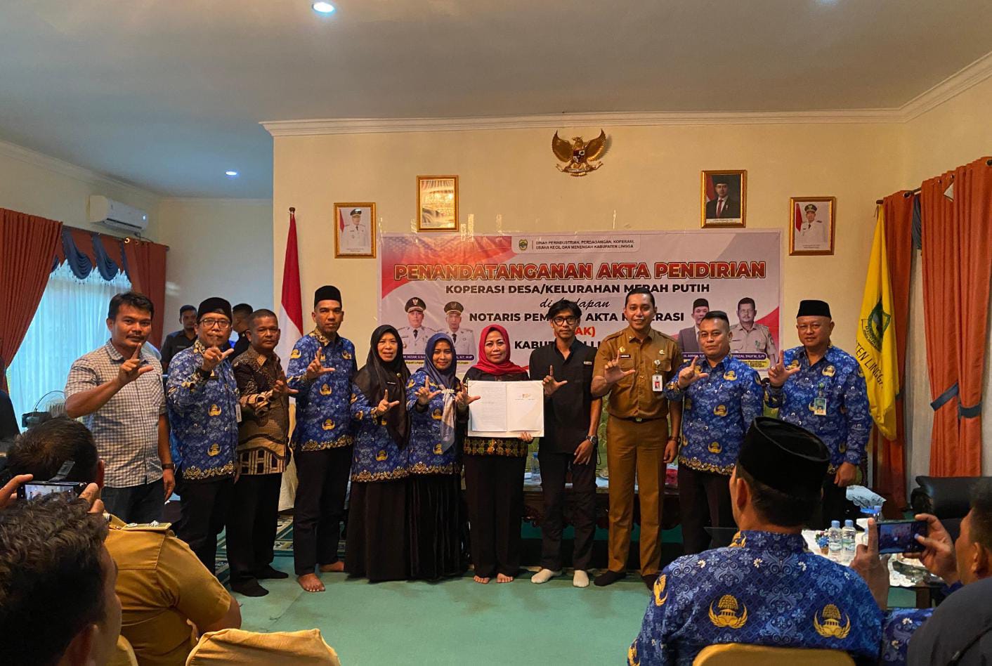 Bupati Lingga Apresiasi Penandatanganan Akta Pendirian Koperasi Merah Putih
