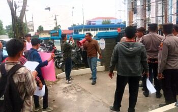 Puluhan Massa Demo Tuntut Hak Tanah Sertifikat BPN Sebenarnya di PTUN MEDAN