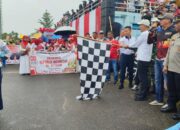 Wabup Lingga Lepas Ribuan Peserta Pawai