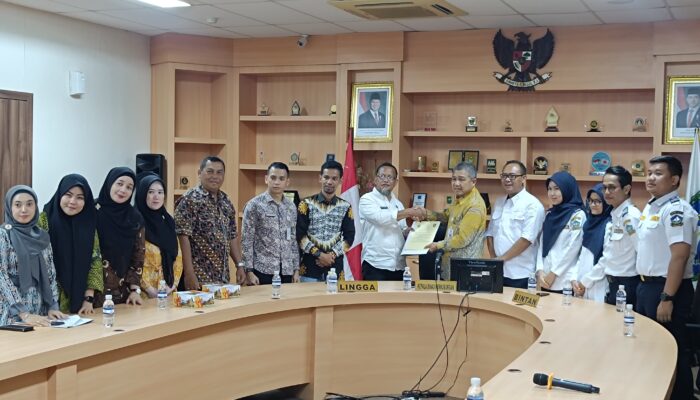 Pemkab Lingga Terima Hibah Aset Pelabuhan Sei Tenam 