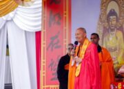 Wali Kota Medan Rico Waas Hadiri Peletakan Batu Pertama Vihara Bhoga Prajna di Medan Area