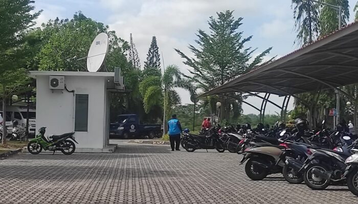 Warga Karimun Soroti Kinerja Pengelolaan Parkir di RSUD Karimun Belum Optimal