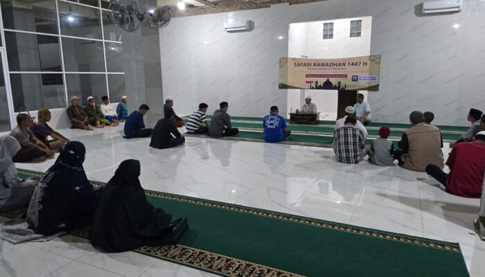 Ukhuwah Islamiyah Terjadi Saat Kita Salat Berjamaah