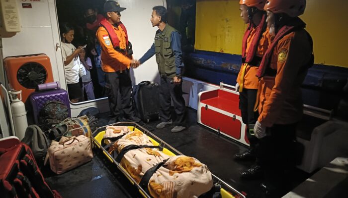 Penumpang KMP Sembilang, Tujuan Batam – Dabo Dan Kuala Tungkal Meninggal Dunia, Saat di Evakuasi