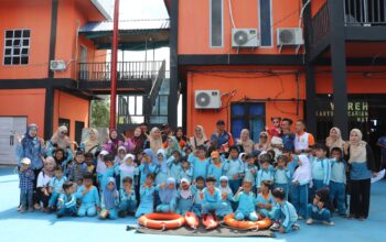 Semangat Kartini di Natuna Srikandi SAR Tanamkan Budaya Keselamatan Sejak Dini