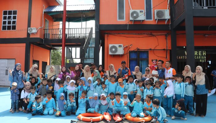 Semangat Kartini di Natuna Srikandi SAR Tanamkan Budaya Keselamatan Sejak Dini