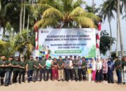 Peringati Hari Lingkungan Hidup Sedunia, PT TIMAH Tanam Pohon dan Bersihkan Pantai Asmara Dewi