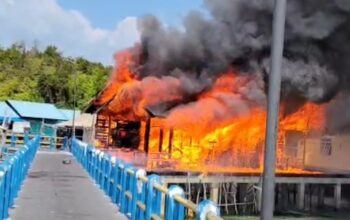 Dua Rumah di Senayang Lingga Ludes Terbakar