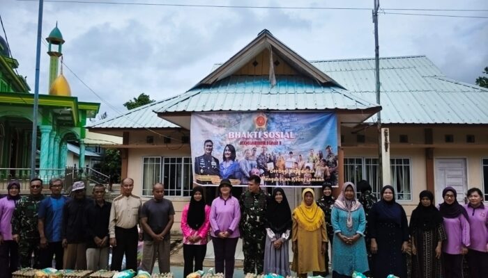 Pangkogabwilhan I dan IKKT Pragati Wira Anggini Gelar Bhakti Sosial di Pulau Dendun