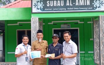 PT TIMAH Bantu Pembangunan Pagar Surau Al Amin di Kundur Barat