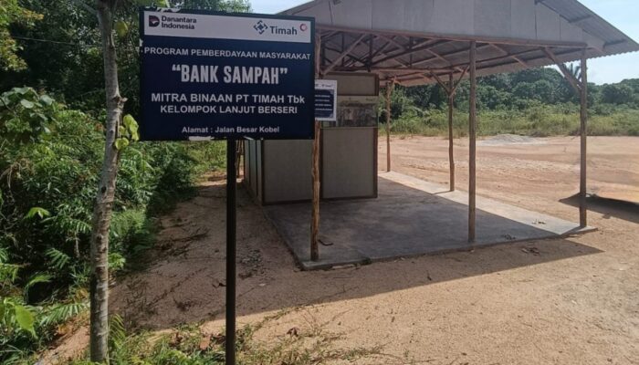 PT TIMAH Dorong Edukasi Pengelolaan Sampah Melalui Pembinaan Bank Sampah di Desa Sawang Laut