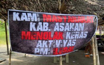 Warga Asahan Pasang Spanduk Tolak Aktivitas PMI