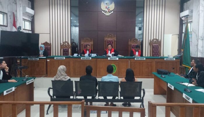 Hakim Vonis Empat Terdakwa Korupsi KPU Karimun Hukuman Penjara Berbeda