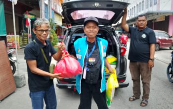 IWO Karimun, Peduli Sesama Bagikan Paket Sembako